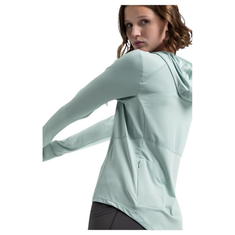 Buzo IU Momentum Hooded dama