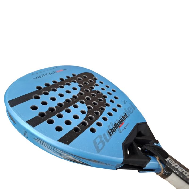 Paleta de padel Bullpadel Vertex 05 W 26 - Delfi Brea