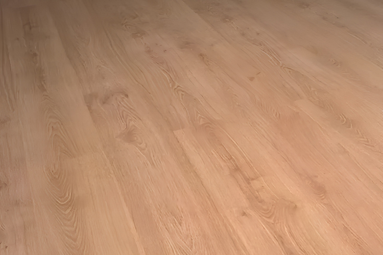 Piso Melamínico Kaindl Roble 3713 7mm (Caja 2,67 m²)