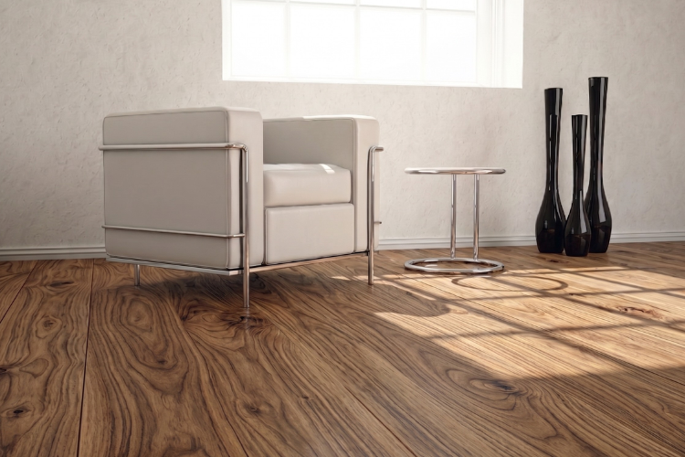Piso Melamínico Kaindl Nogal 8mm (Caja 2,40 m²)