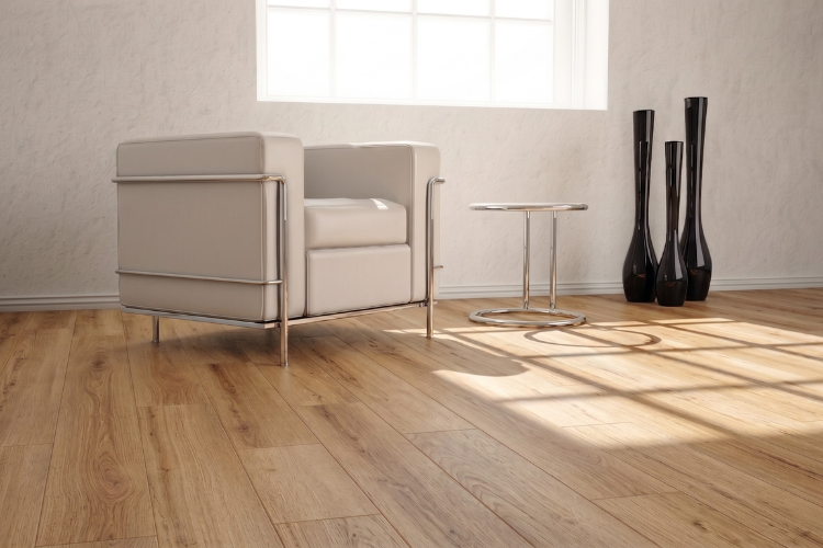 Piso Melamínico Kaindl Roble 7mm (Caja 2,67 m²)