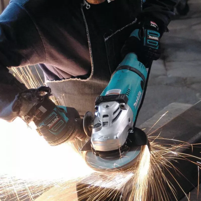 Makita Amoladora Angular GA9040S - 230 mm (9") - 2600W con Arranque Suave
