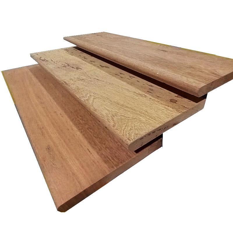 Escalón Angelim 1 ½” x 12” – Largo 0,90 mts c/Nariz
