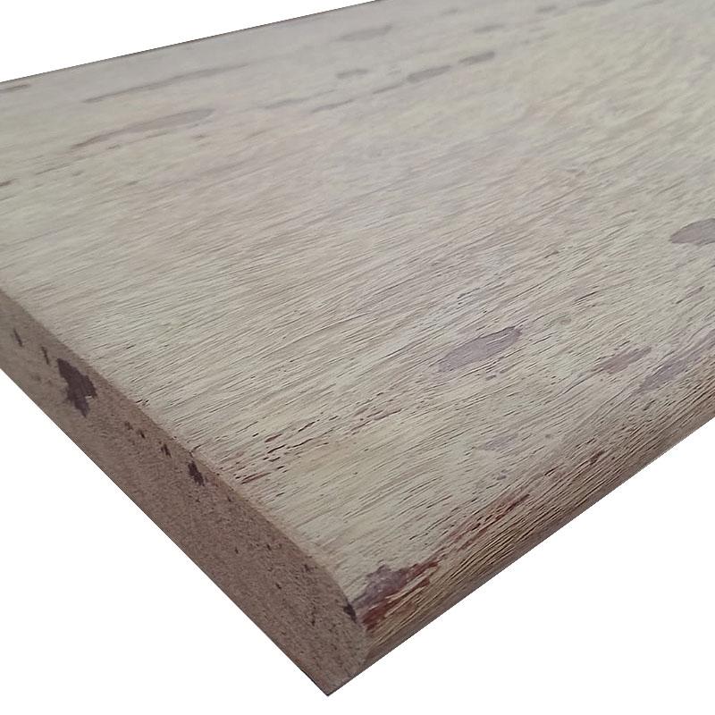 Escalón Angelim 1 ½” x 12” – Largo 1,20 mts c/Nariz