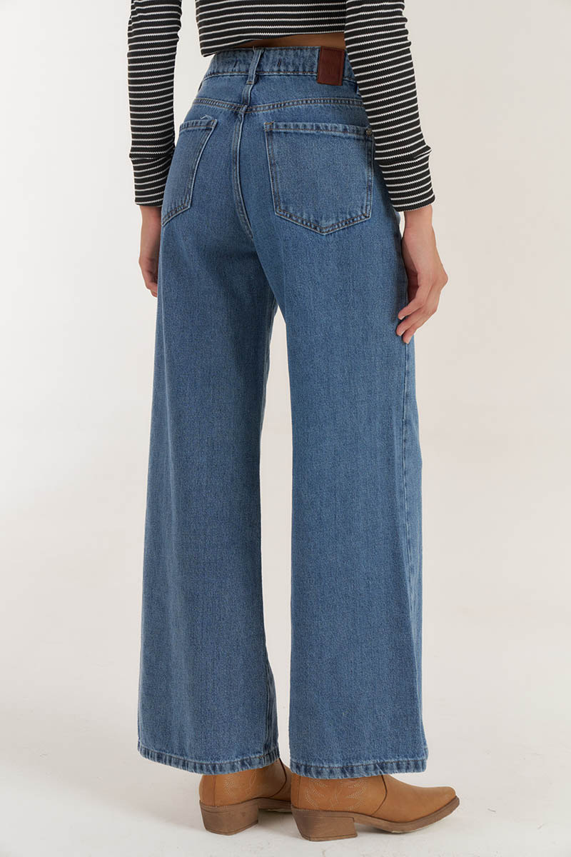 JEAN JOSH