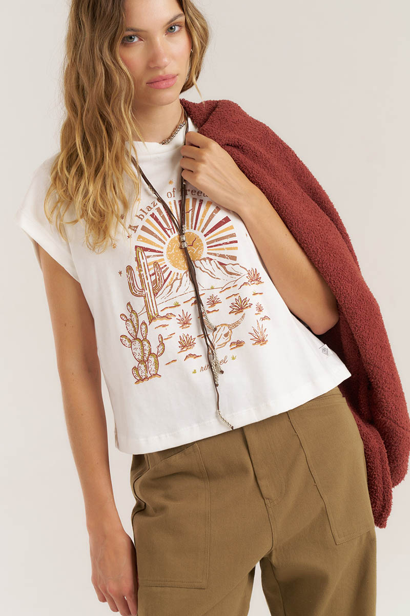 REMERA KRAVET