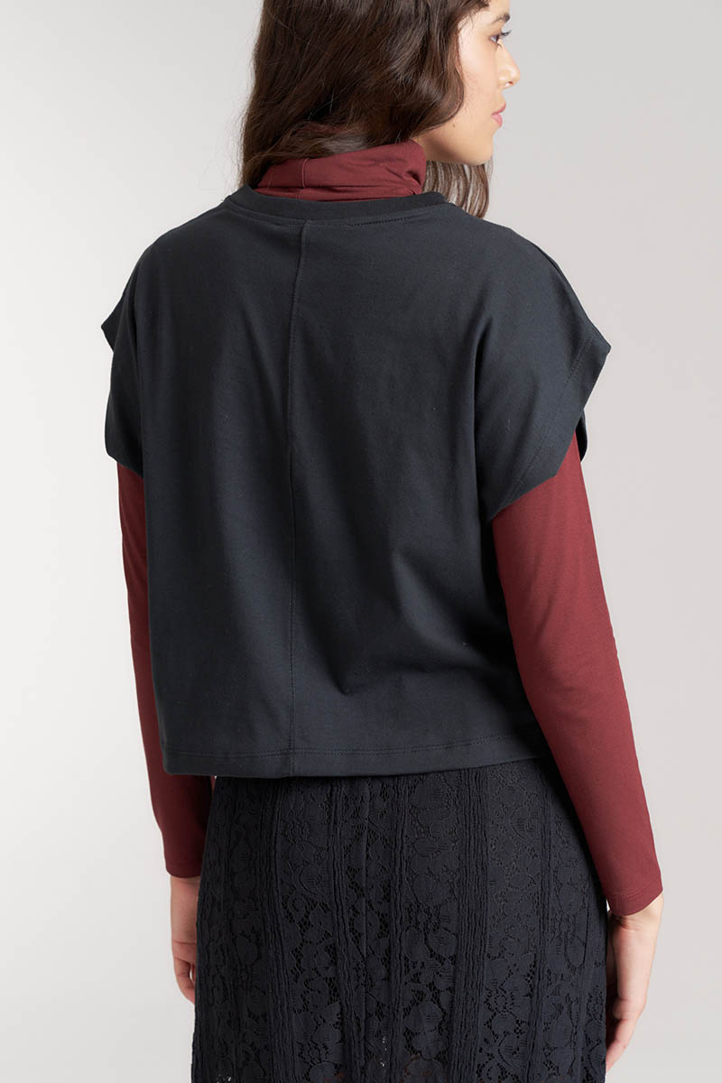 REMERA KRAVET