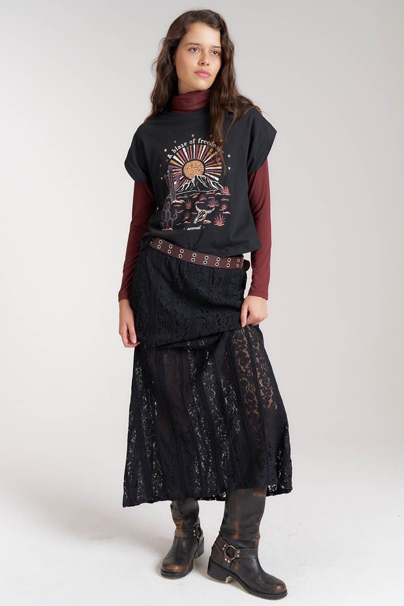 REMERA KRAVET