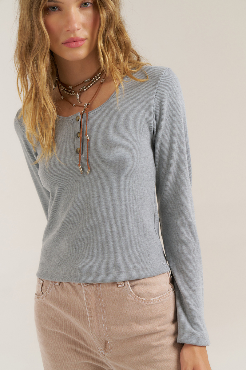 REMERA JUNE