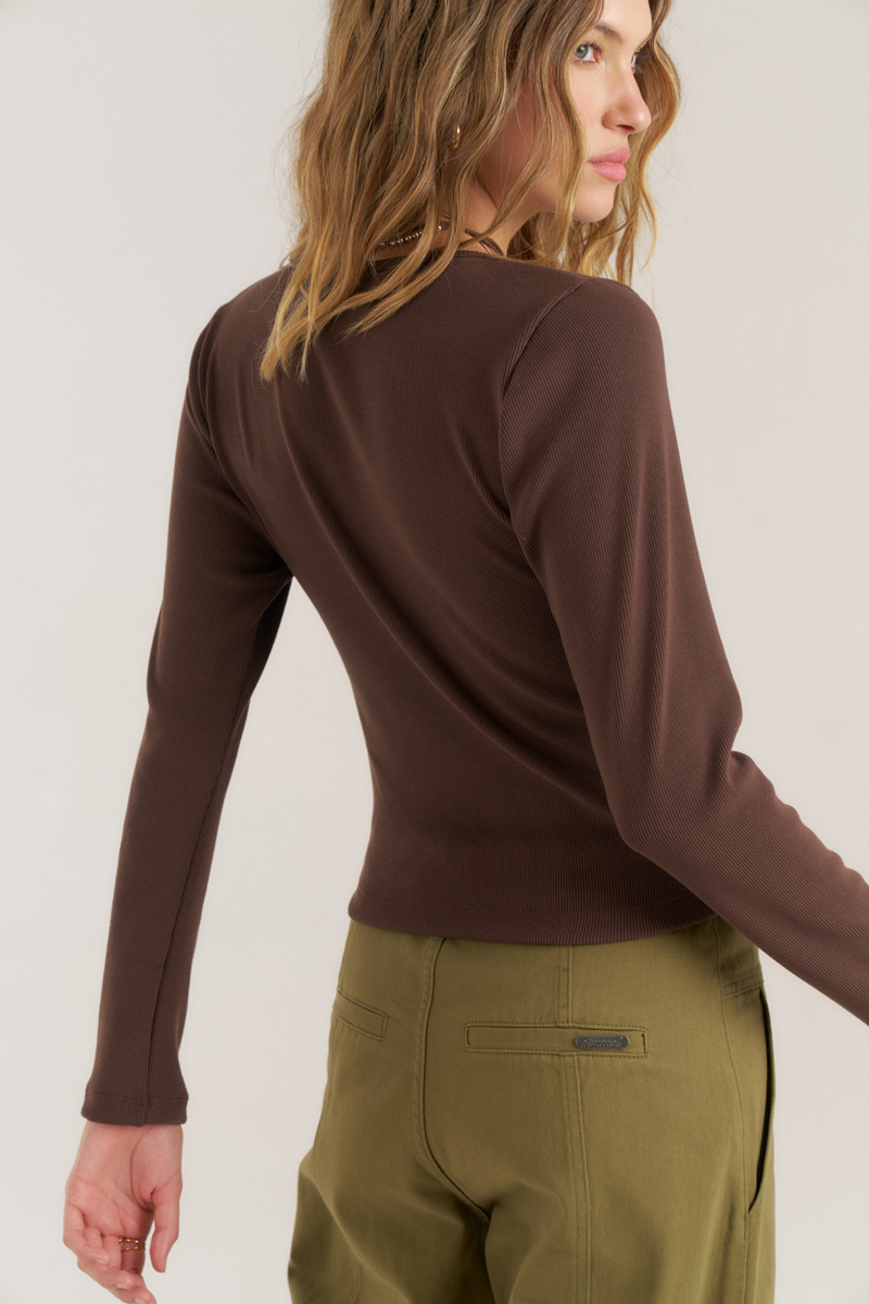 REMERA JUNE
