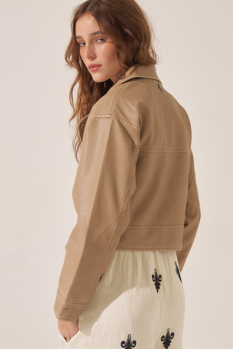 CAMPERA MOIRA