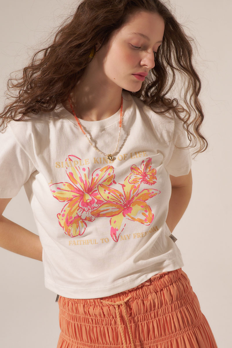 REMERA AKLA