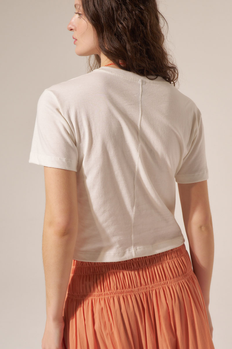 REMERA AKLA