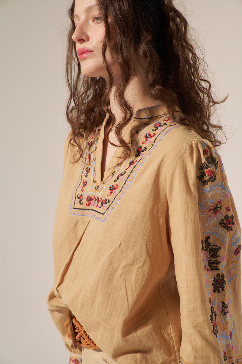 BLUSA SABRINA