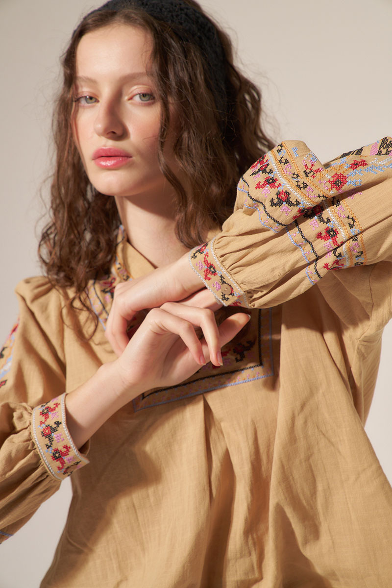 BLUSA SABRINA