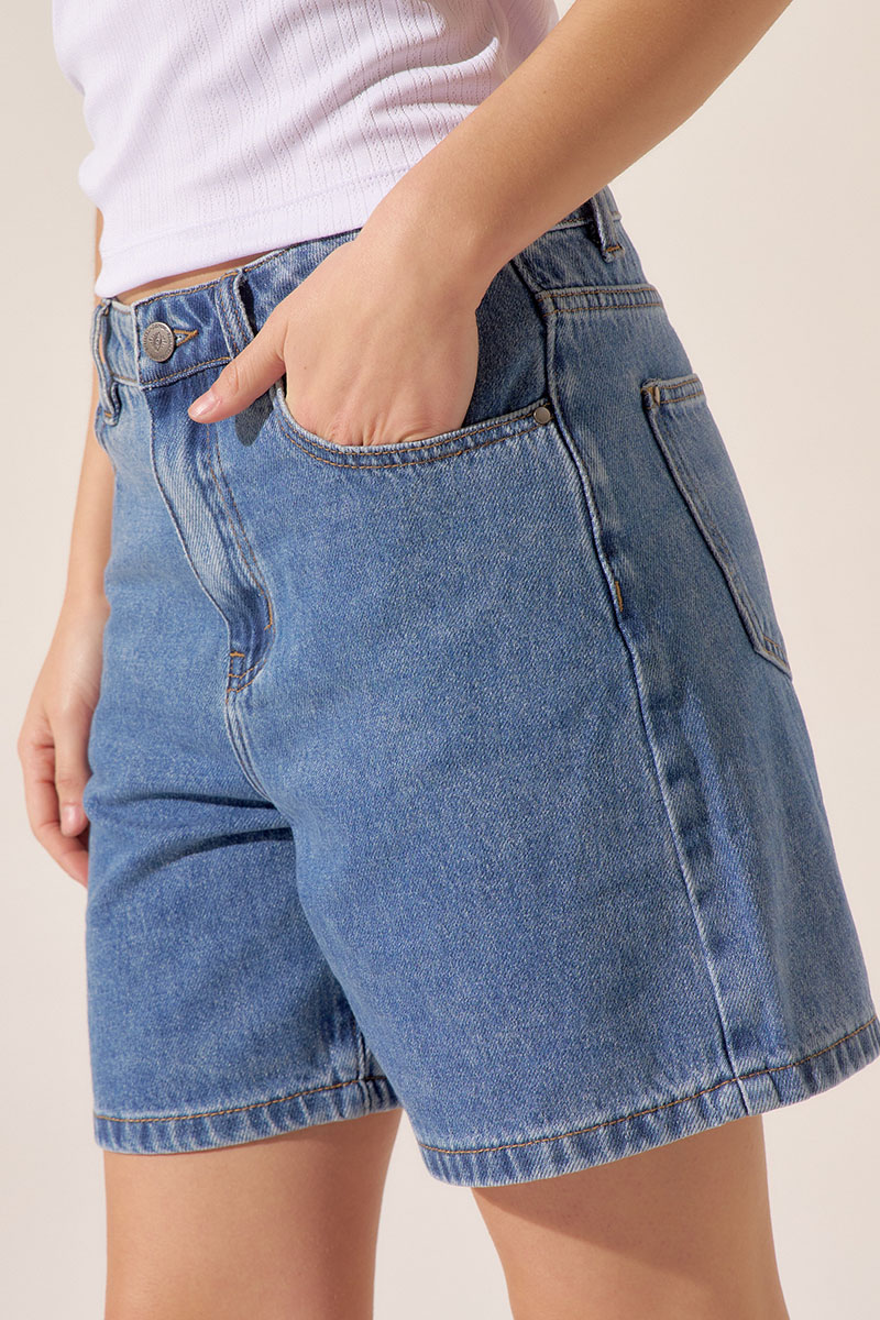 SHORT ZAIRA
