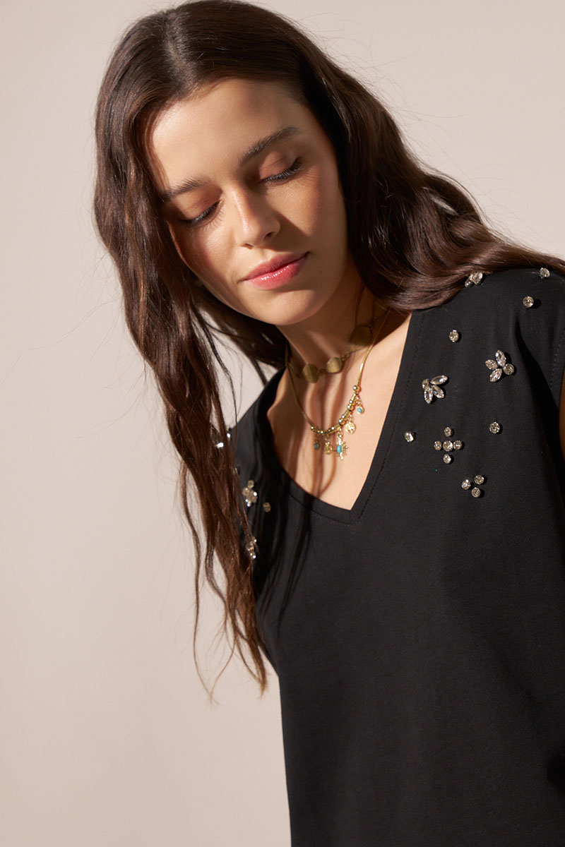 REMERA LAYLA