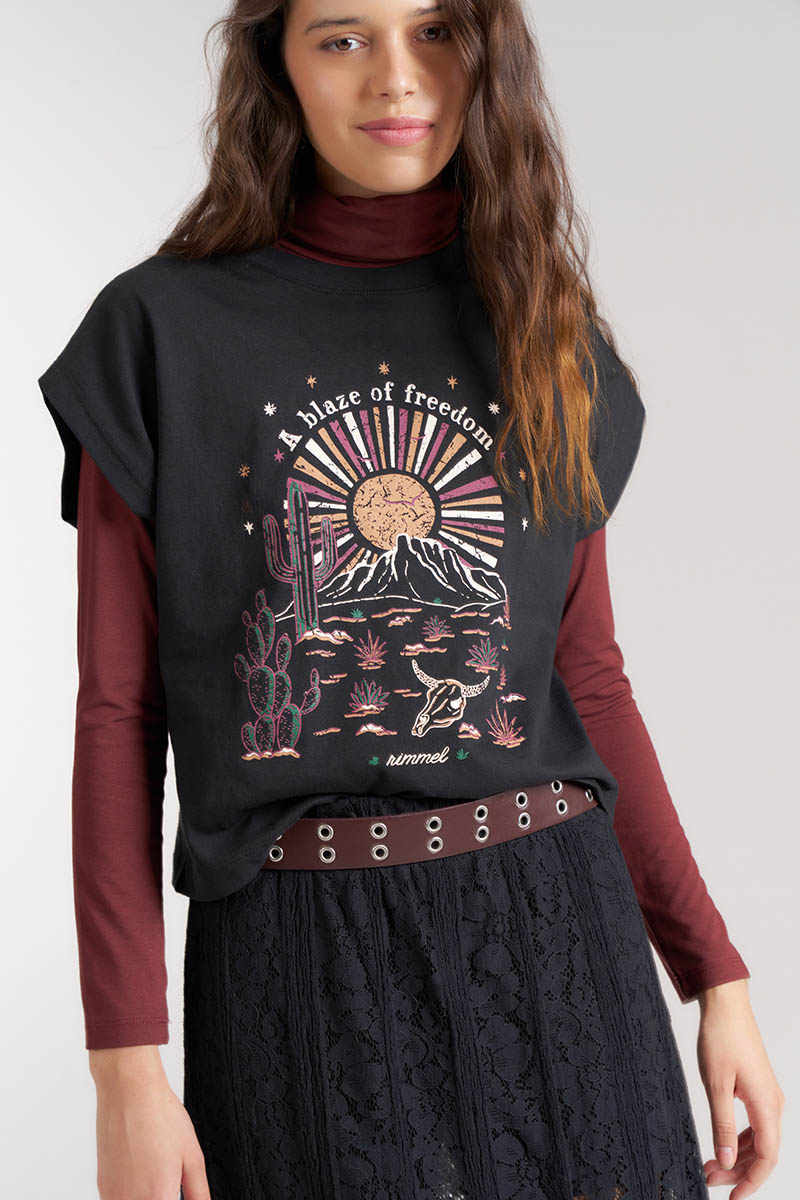 REMERA KRAVET
