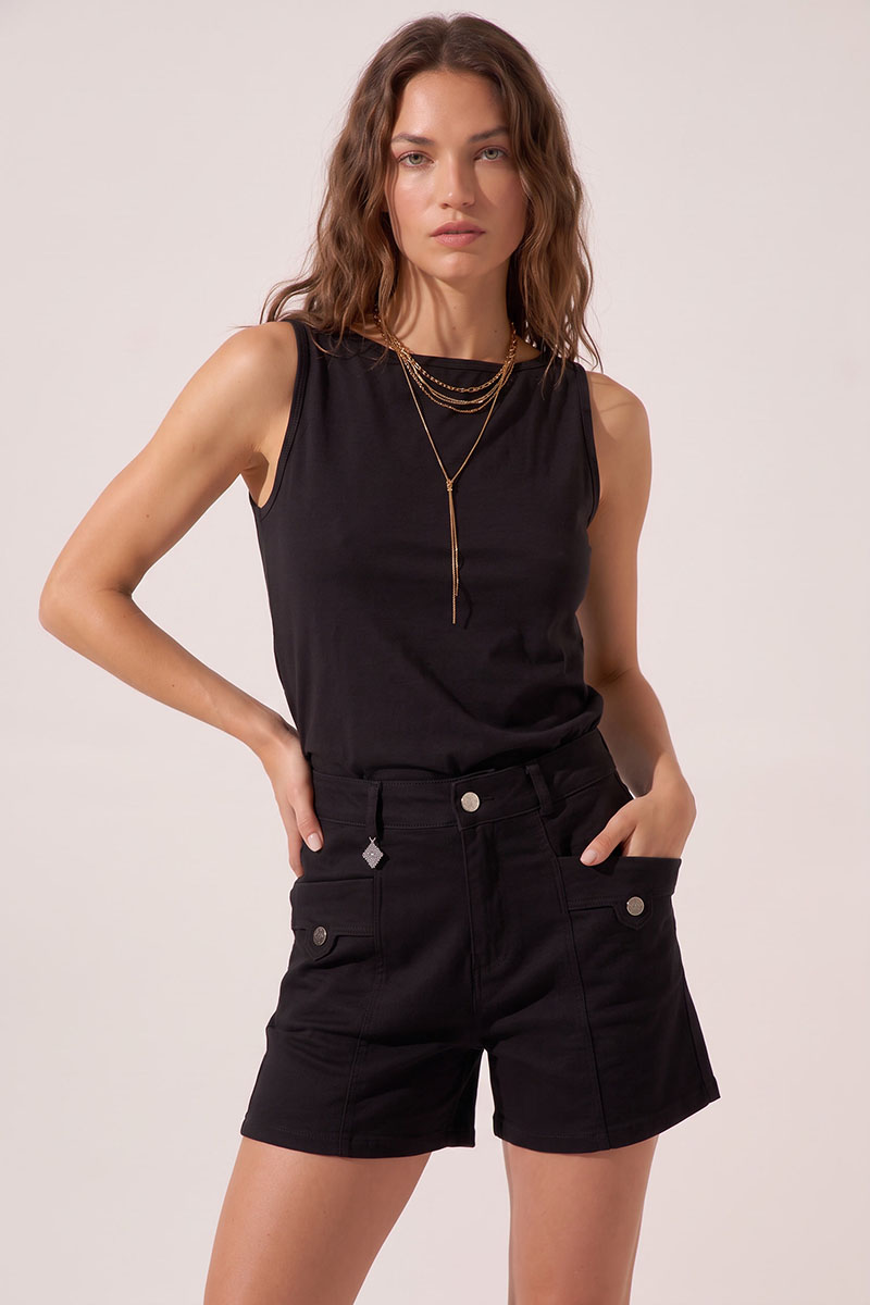 SHORT SOFIA