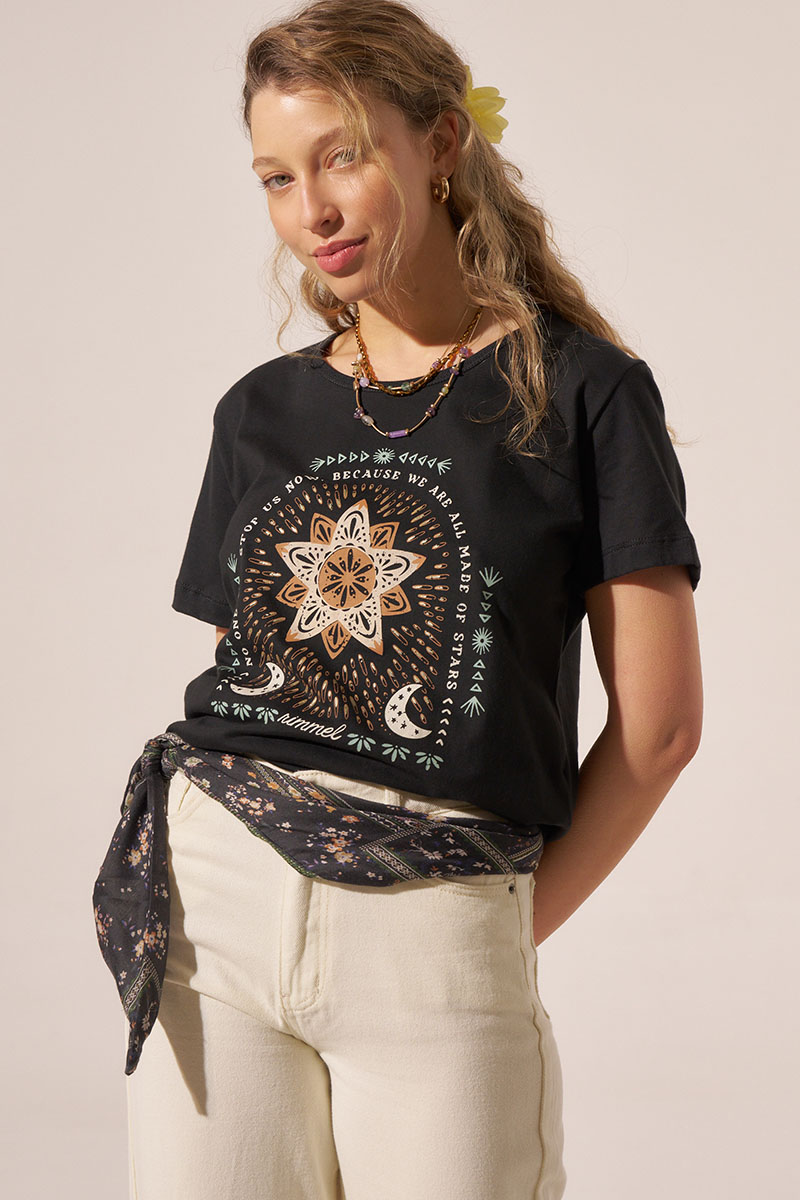 REMERA AZIZ