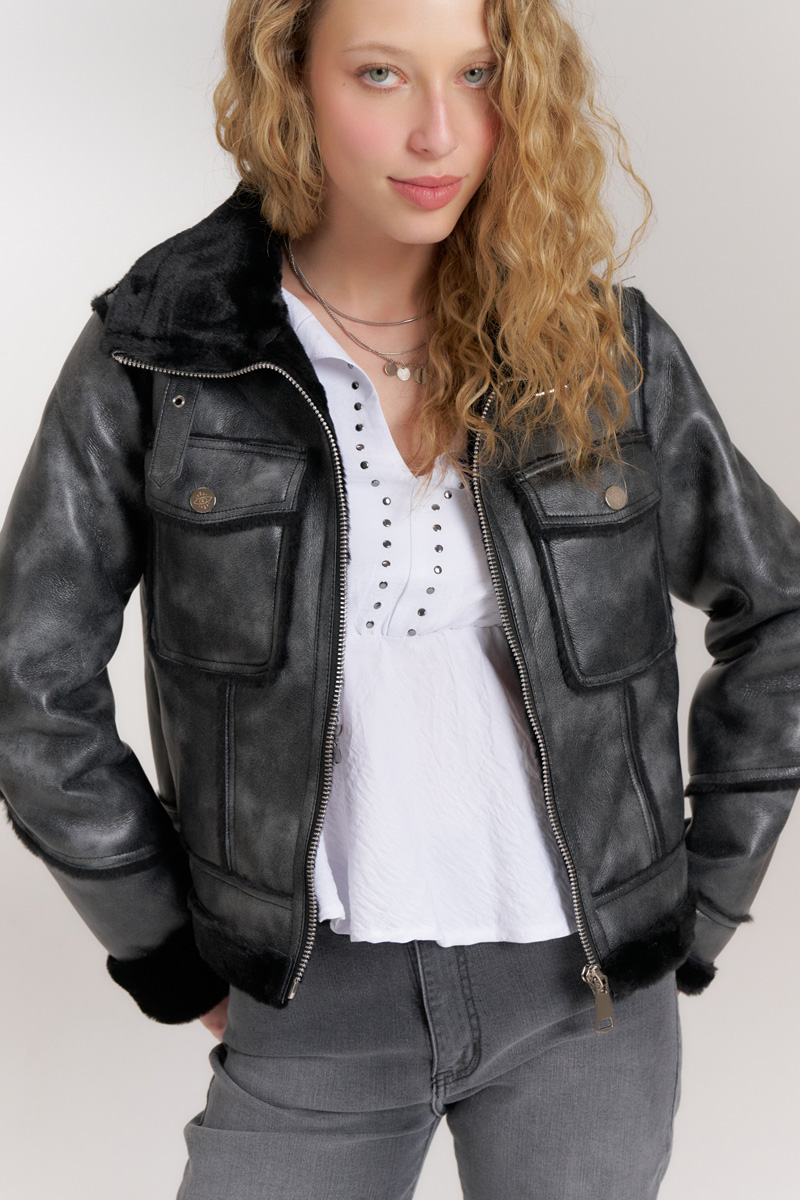CAMPERA LIRIT