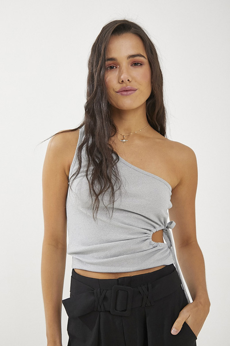 TOP YAMILA