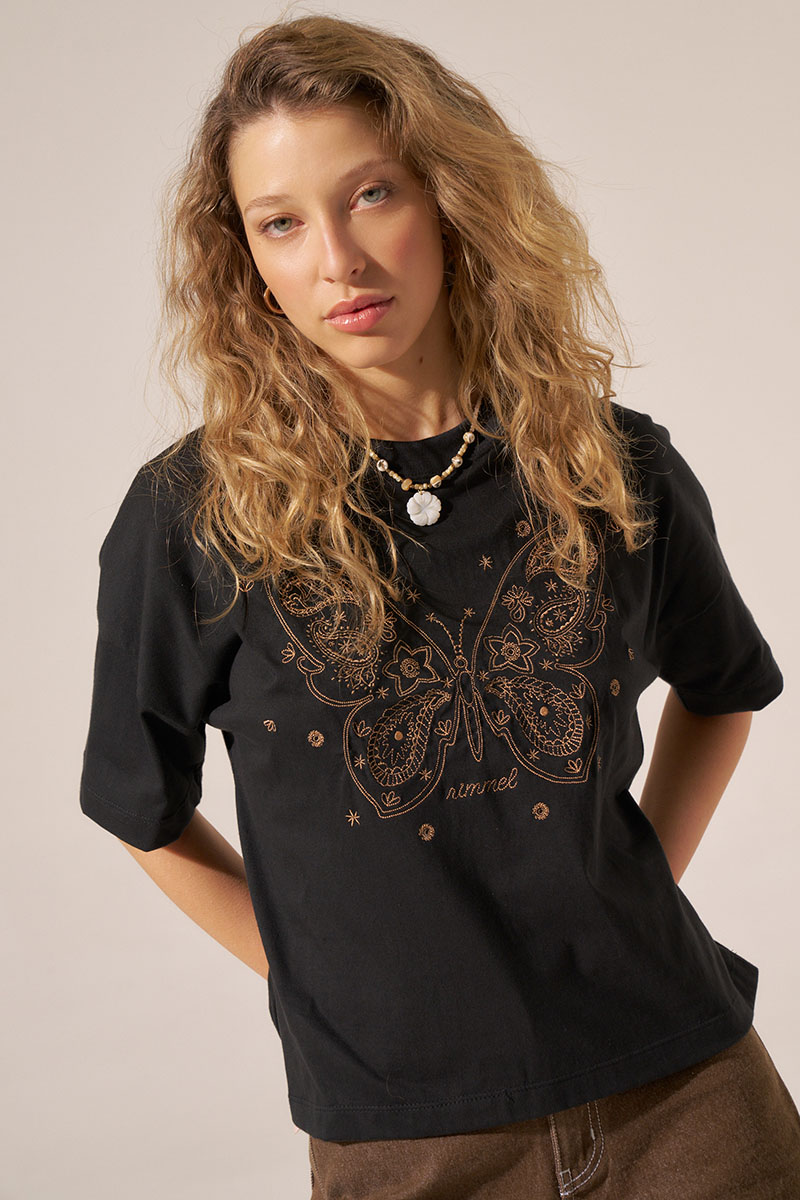 REMERA OYA