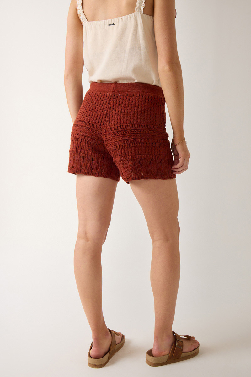 SHORT NURCIA