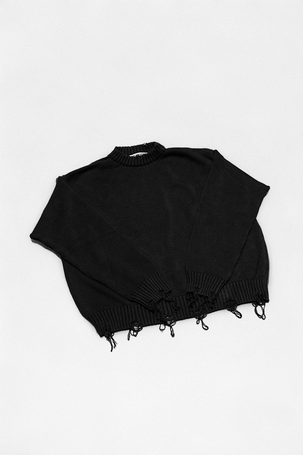 NEW Sweater Negro