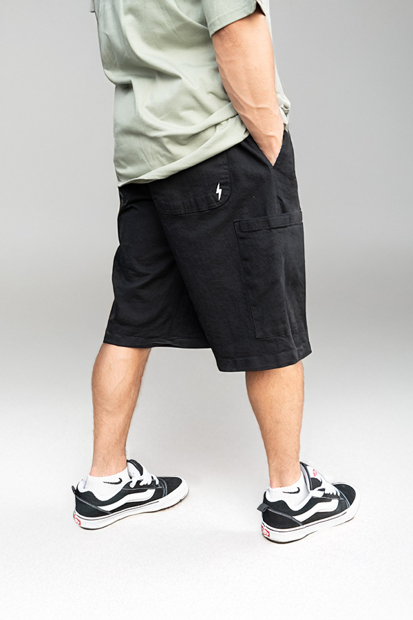 Bermuda baggy Negro