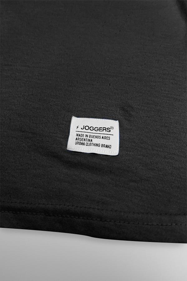 Tee Ranglan Negro Liso