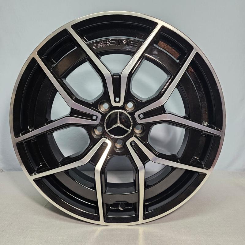 LLANTA 19 MERCEDES BENZ C300 DIAMANT Y NEGRO