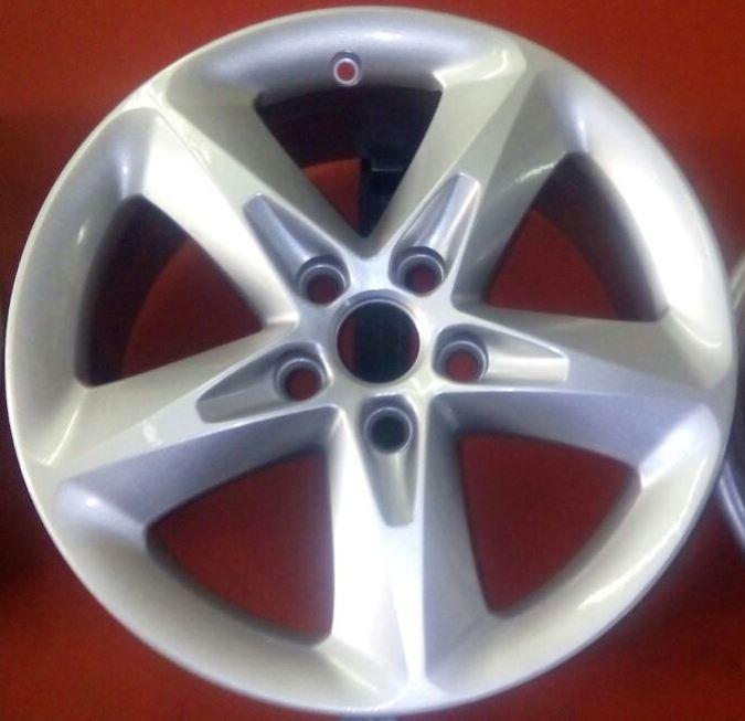 Llanta 16" FORD FOCUS VERSIÓN 2009