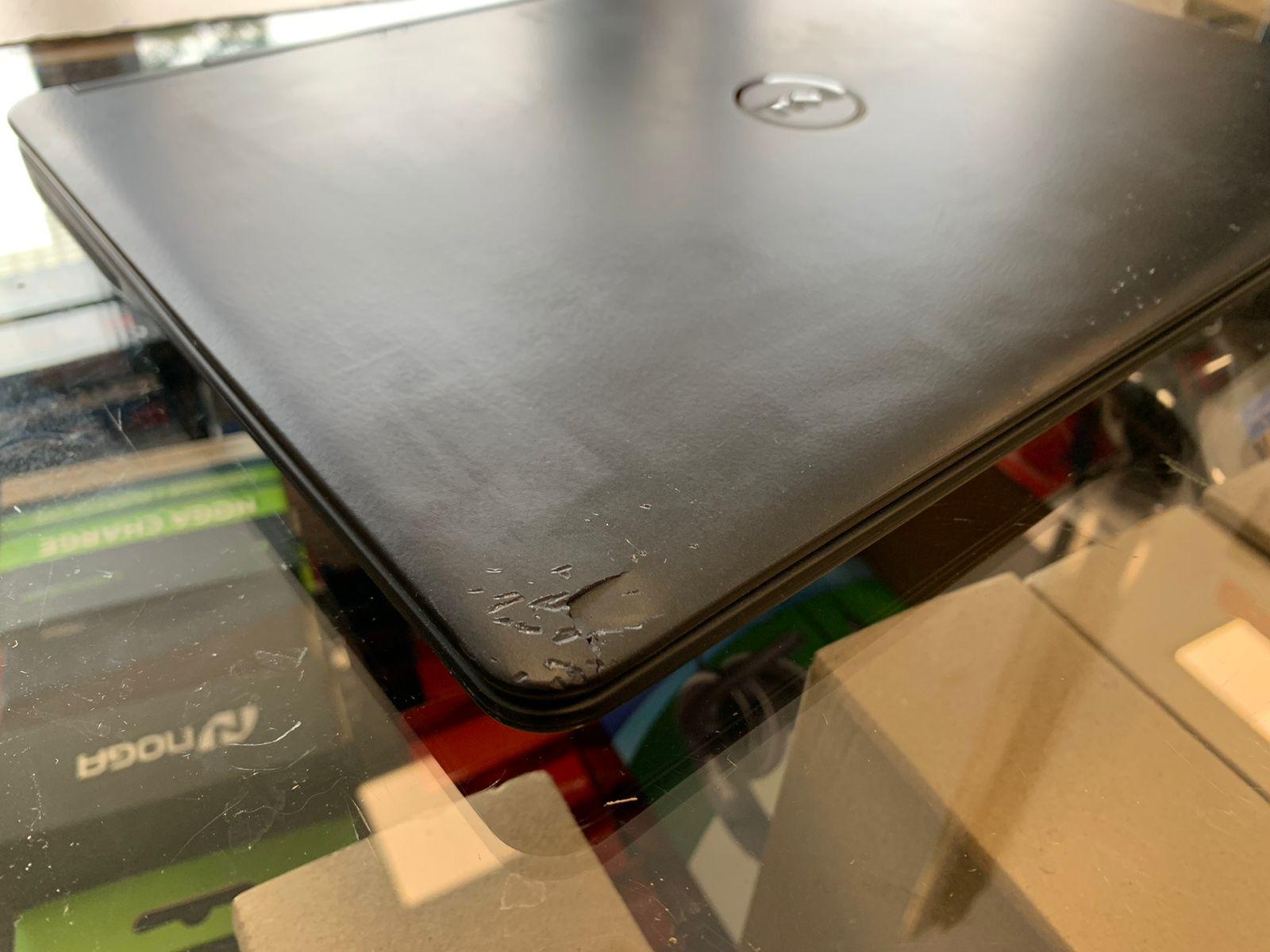 Notebook Outlet Dell Latitude E7450 4gb Ram i5 5th Gen 240Gb SSD