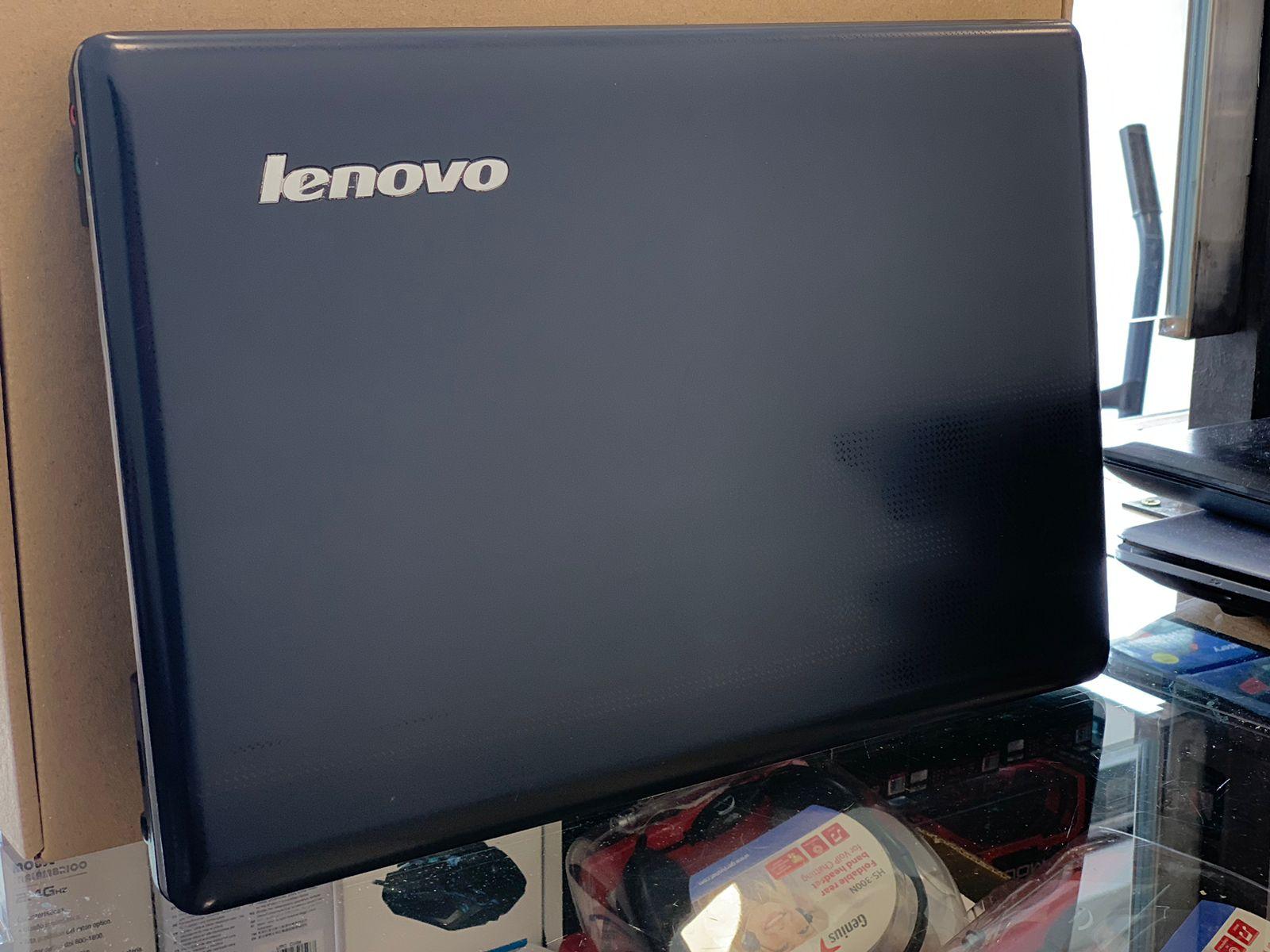 Notebook Outlet Lenovo Z560 4gb Ram i5-M480 2.67GHz 120Gb SSD