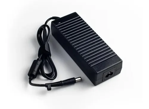 Cargador compatible 18.5v 6.5a 7.4 x 5.0mm