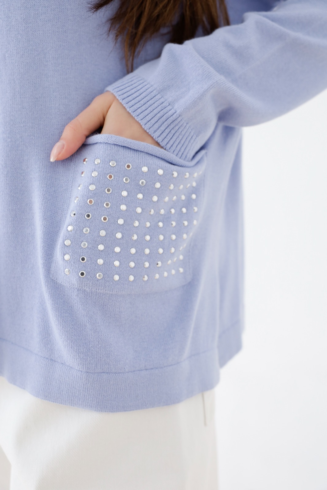 Sweater Rafaela Con Bolsillo Y Tacha