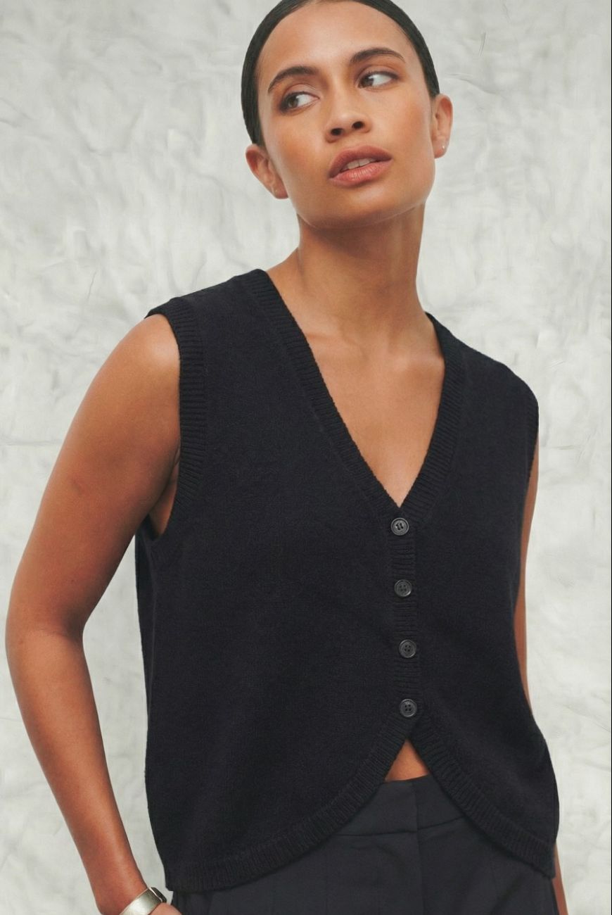 Chaleco Dara Con Botones