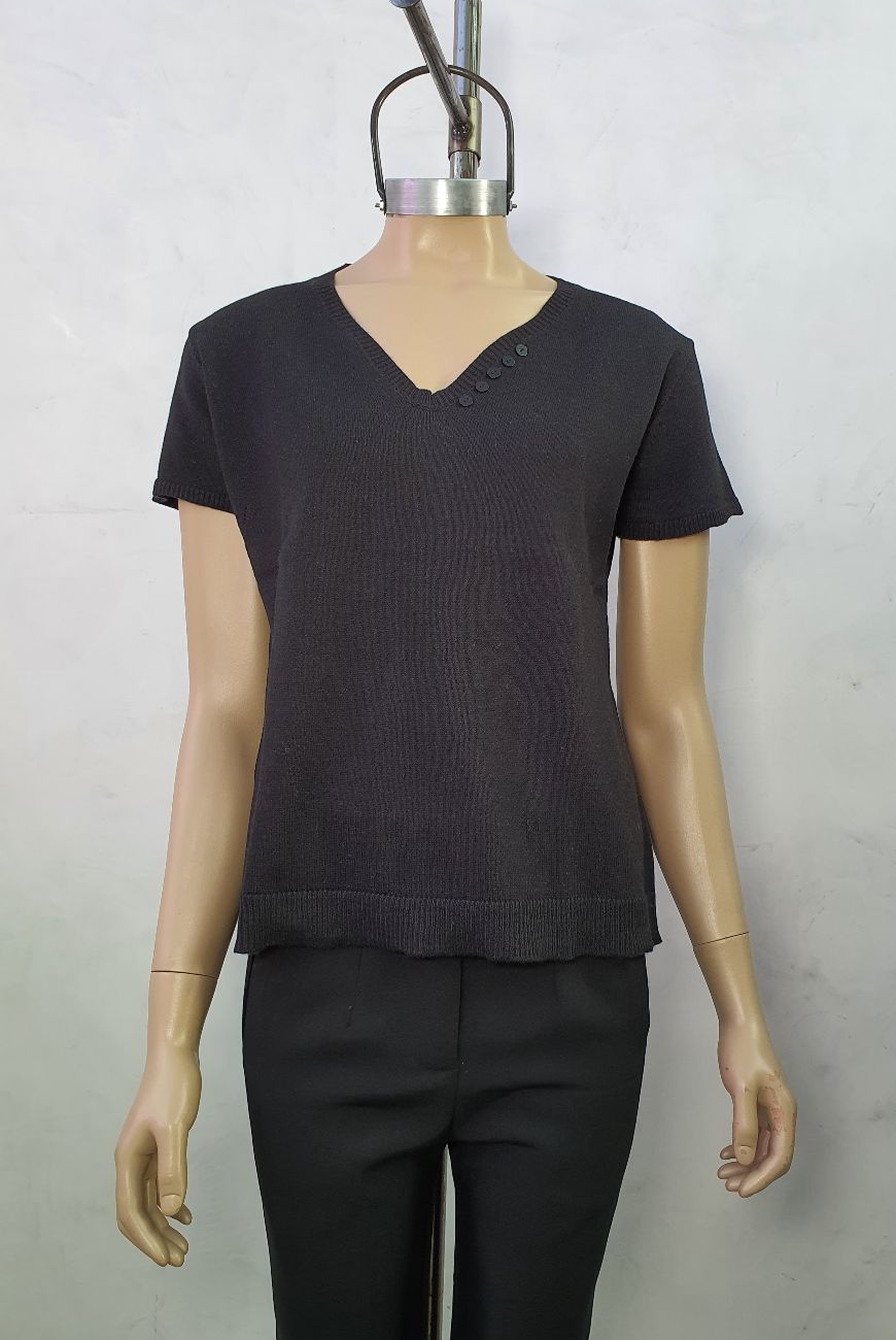 Sweater Lucia Manga Corta En V Con Botones