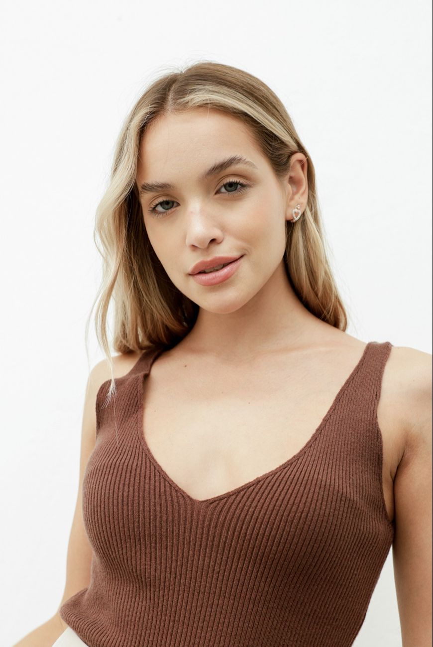 Musculosa Vanina En V
