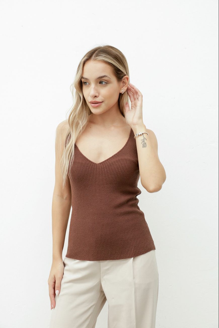 Musculosa Vanina En V