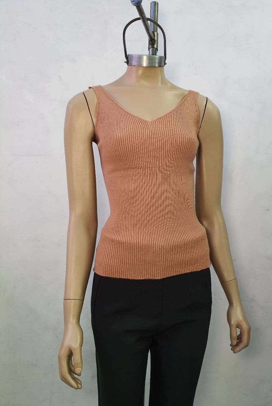Musculosa Vanina En V