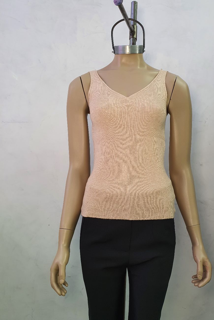Musculosa Vanina En V