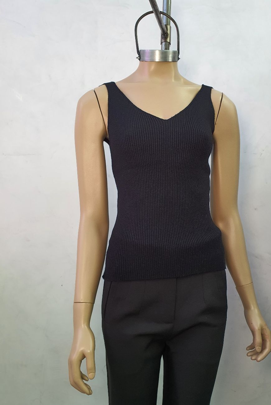 Musculosa Vanina En V
