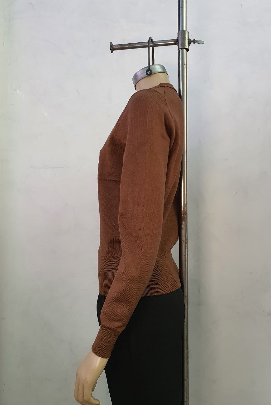 Saco Rebeca En V con Botones