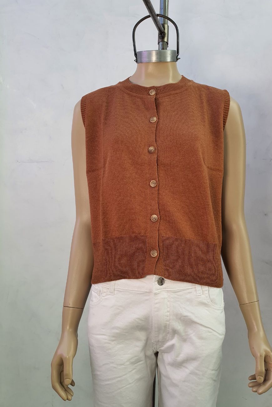 Chaleco Fabiana Con Botones