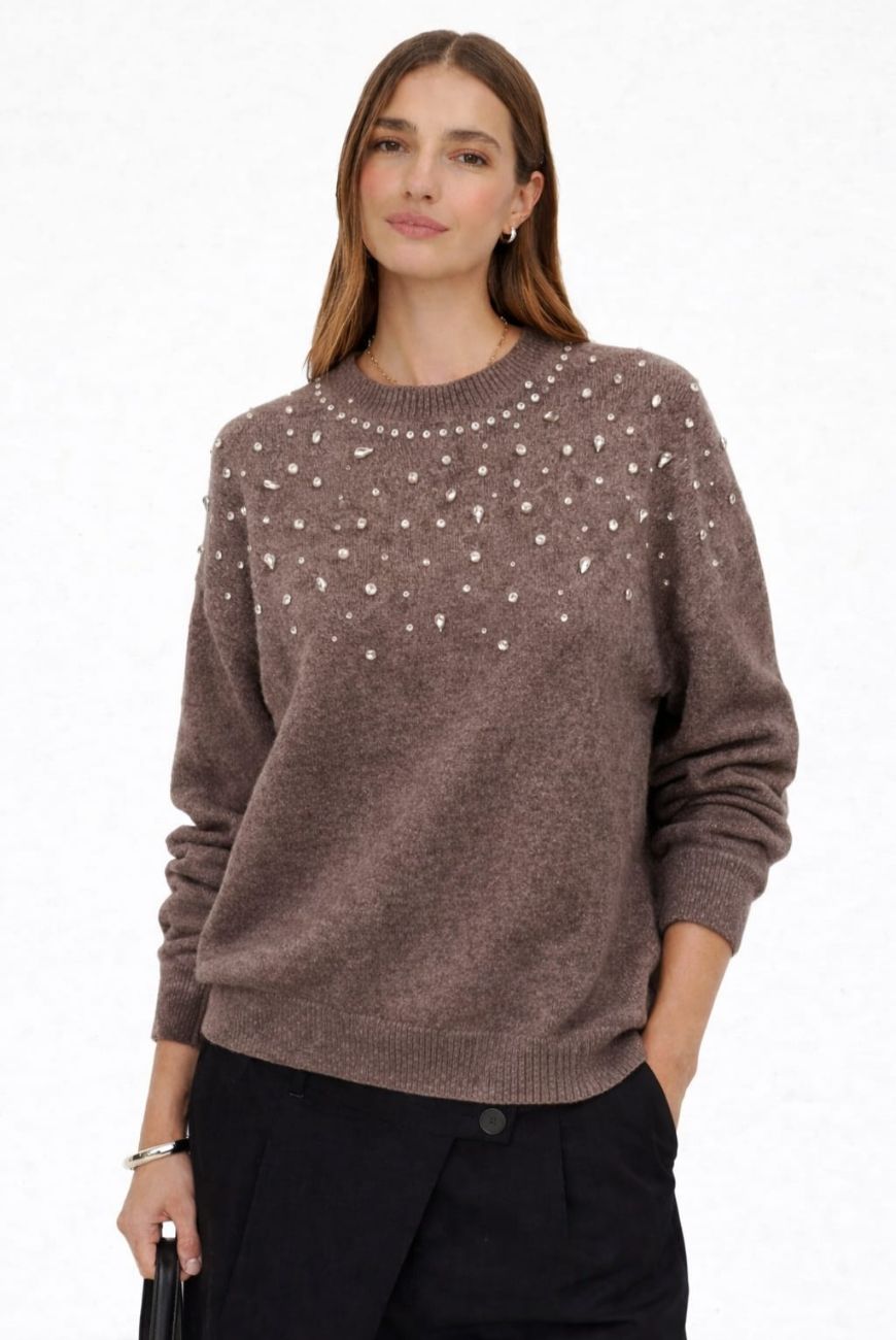 Sweater Canela Con Piedras