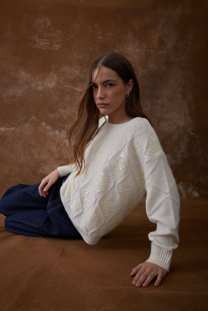 Sweater Confort Luna Con Lentejuelas