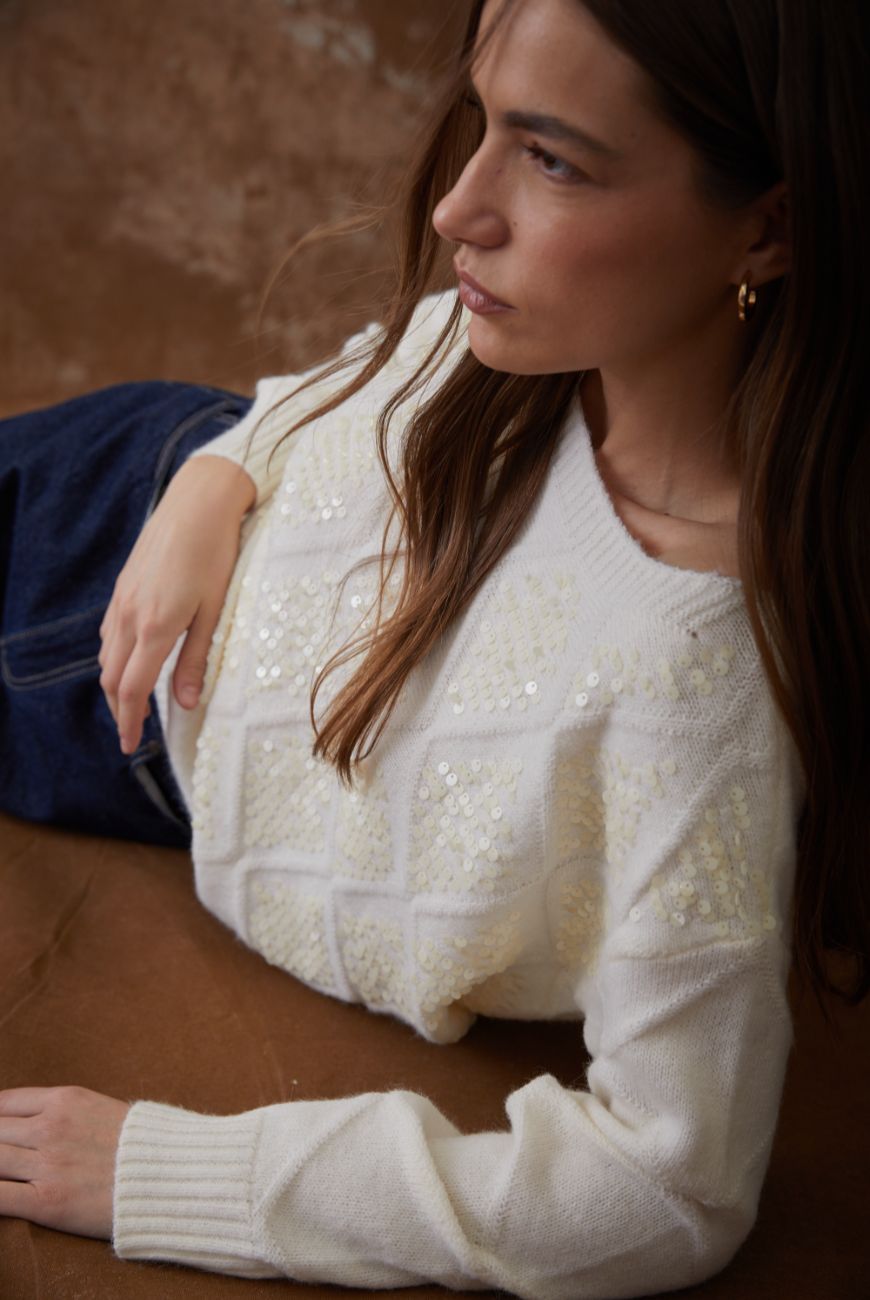 Sweater Confort Luna Con Lentejuelas