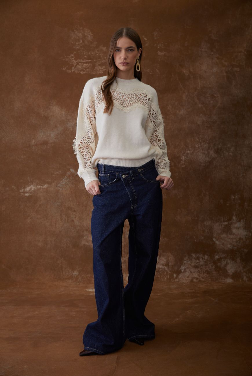 Sweater Noelia Con Puntilla